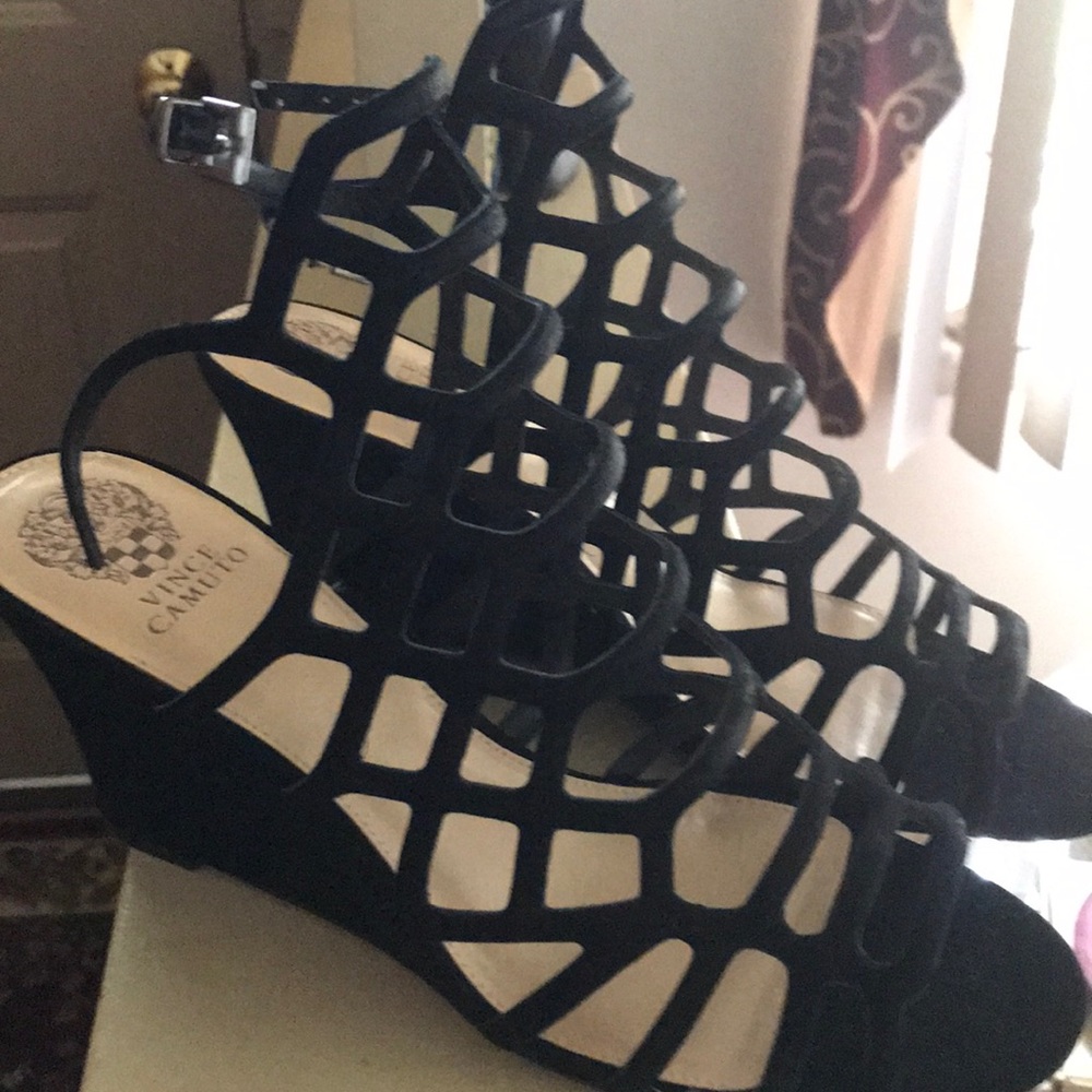 VC-Jarious 12 Medium Color Black
